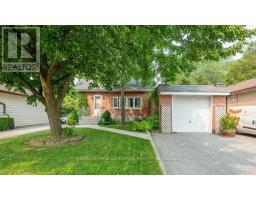 UPPER - 80 VANBRUGH AVENUE, Toronto, Ontario