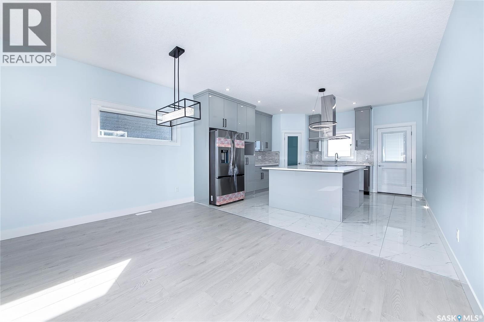 906 Bentley Manor, Saskatoon, Saskatchewan  S7L 6P4 - Photo 10 - SK031019