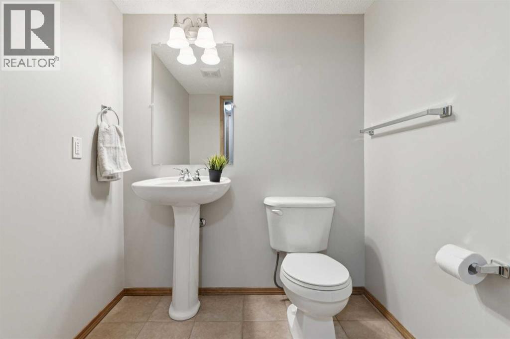 142 Cranfield Crescent SE, Calgary, Alberta  T3M 1S5 - Photo 35 - A2298534