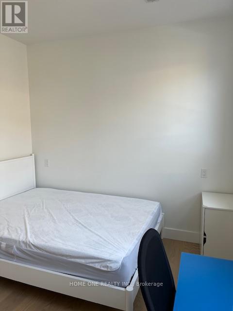 204 - 35 Denison Avenue, Toronto, Ontario  M5T 2M6 - Photo 4 - C12958320