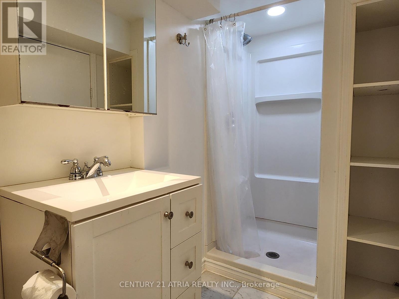 230 Rushton Road, Toronto, Ontario  M6G 3J5 - Photo 11 - C12958334