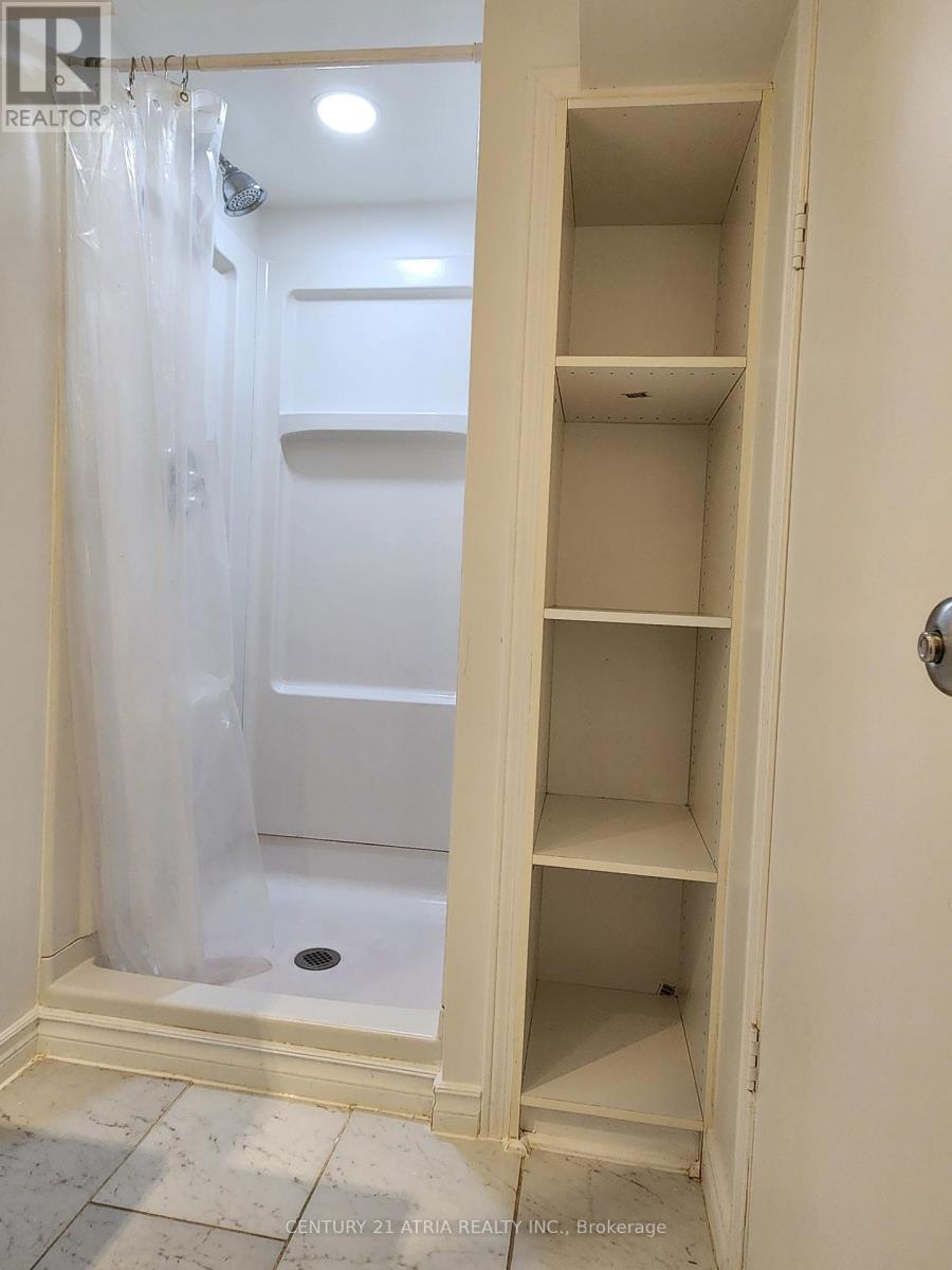 230 Rushton Road, Toronto, Ontario  M6G 3J5 - Photo 13 - C12958334