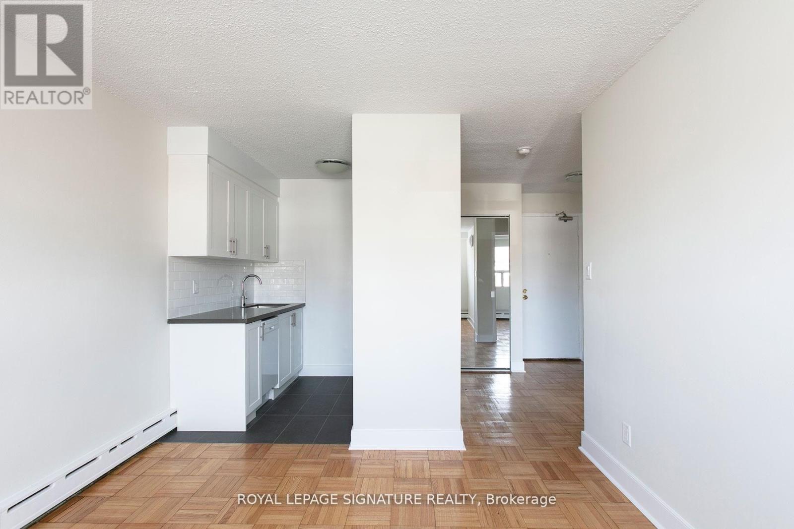 206 - 990 AVENUE ROAD, Toronto, Ontario