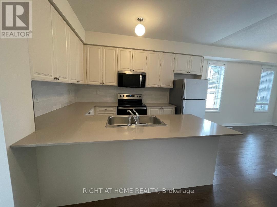 2890 Peter Matthews Drive, Pickering, Ontario  L1X 0S2 - Photo 6 - E12958346