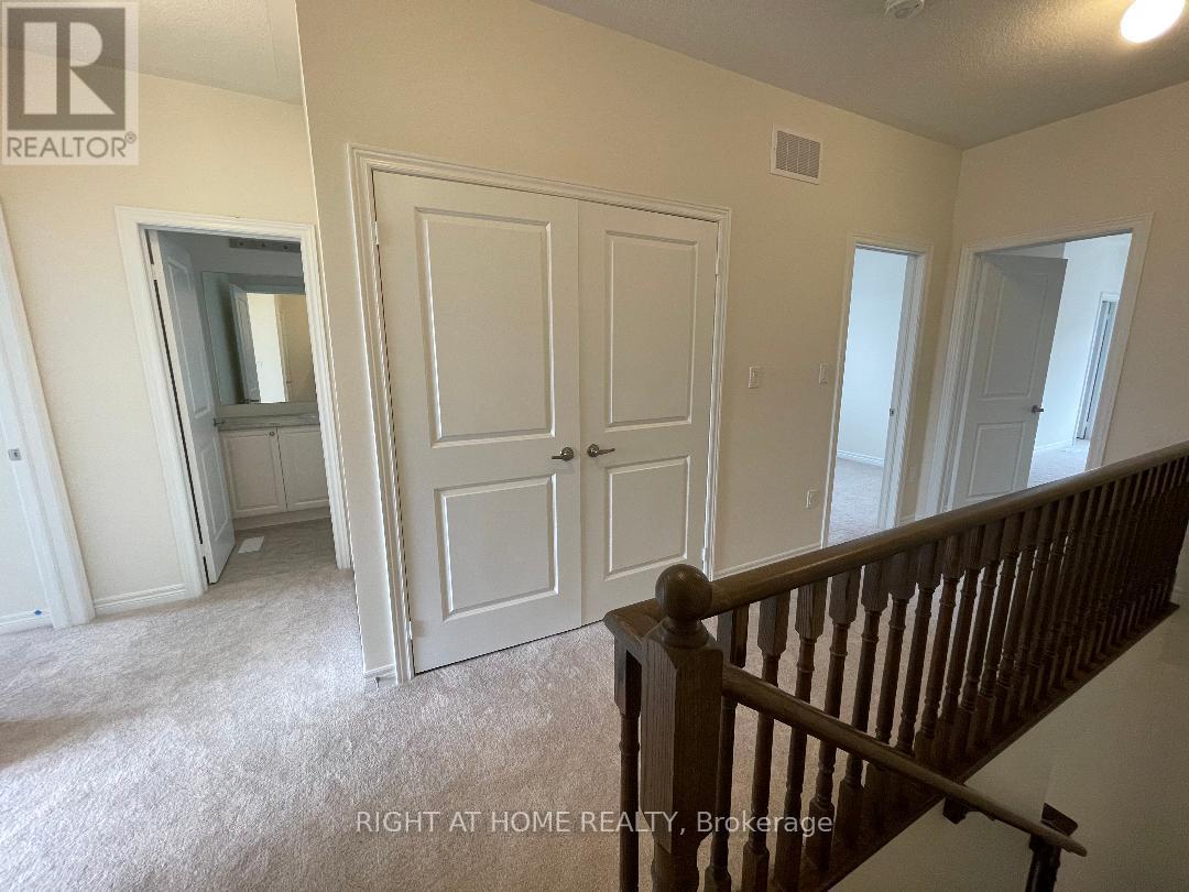 2890 Peter Matthews Drive, Pickering, Ontario  L1X 0S2 - Photo 9 - E12958346