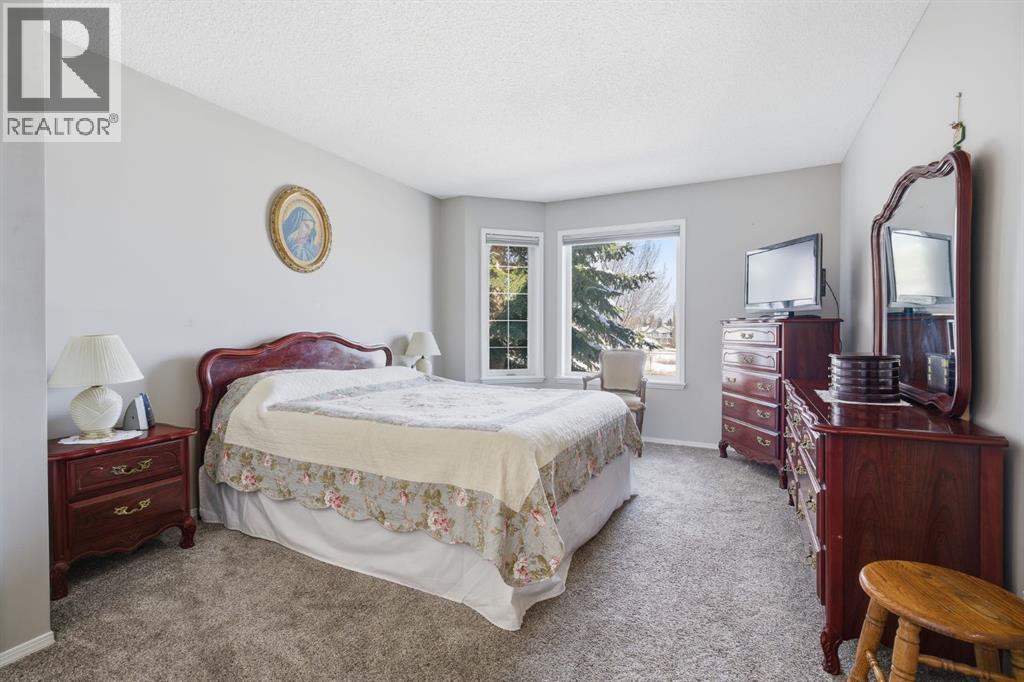 216 Valley Ridge Heights Nw, Calgary, Alberta T3B 5T3 - Photo 16 - A2297751