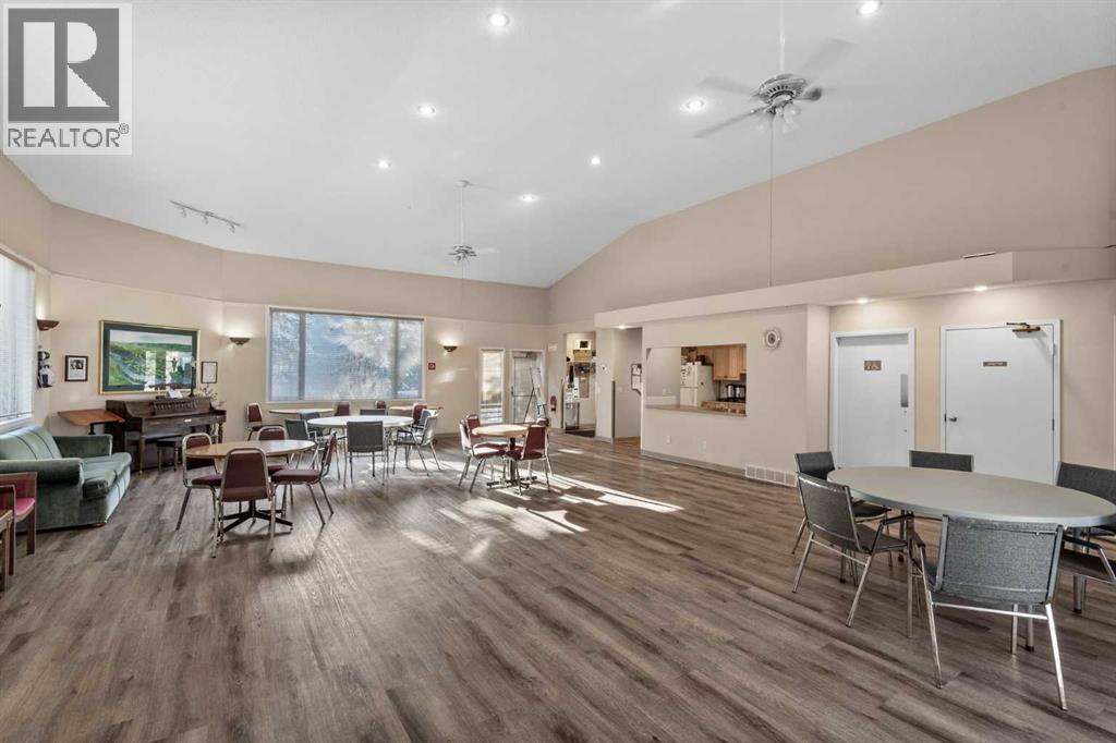 216 Valley Ridge Heights Nw, Calgary, Alberta T3B 5T3 - Photo 39 - A2297751