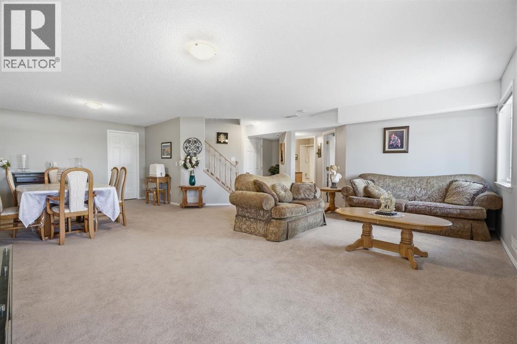 216 Valley Ridge Heights Nw, Calgary, Alberta T3B 5T3 - Photo 28 - A2297751