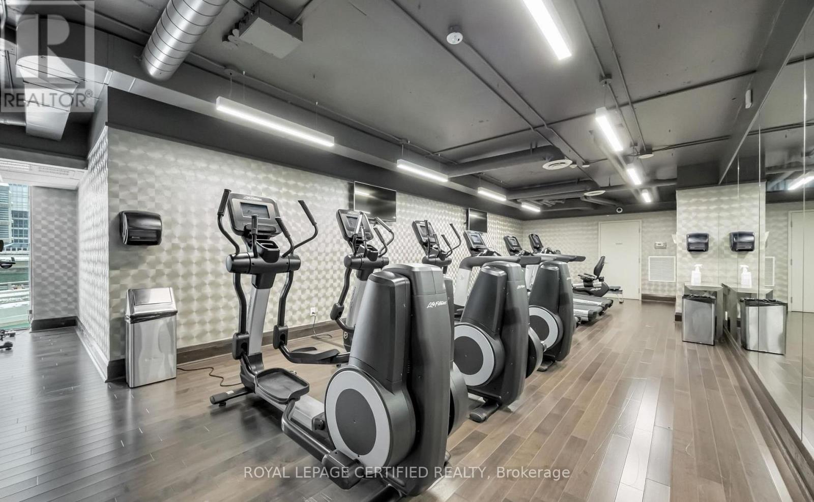 2915 - 19 Grand Trunk Crescent, Toronto, Ontario M5J 3A4 - Photo 8 - C12948324