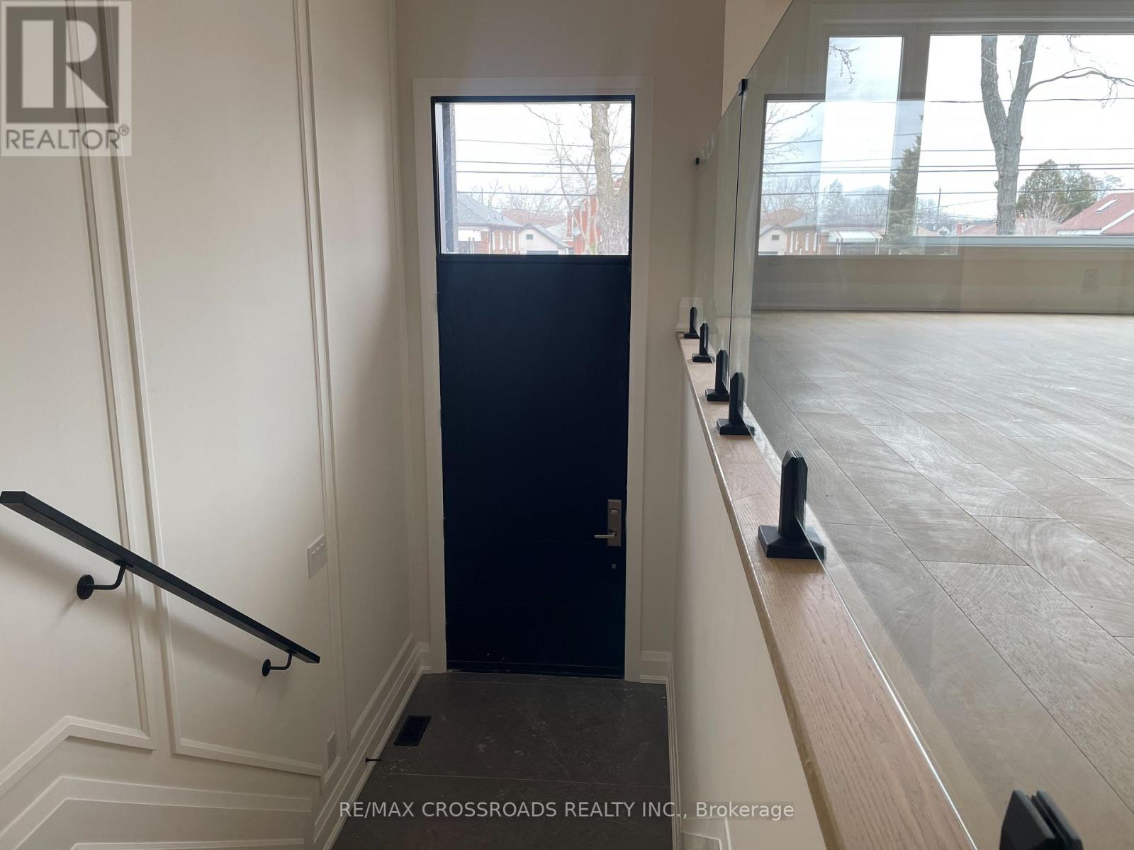 790 B Midland Avenue, Toronto, Ontario  M1K 4E7 - Photo 6 - E12955078