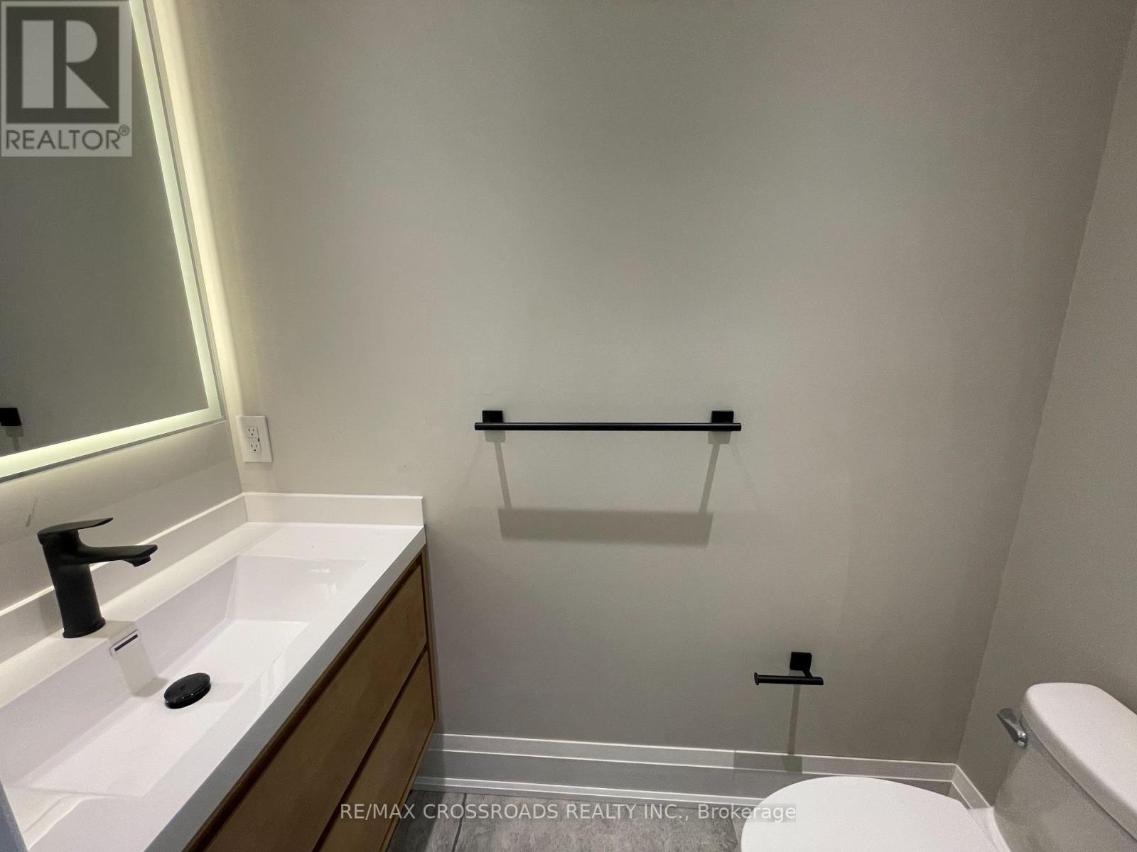 790 B Midland Avenue, Toronto, Ontario  M1K 4E7 - Photo 11 - E12955078