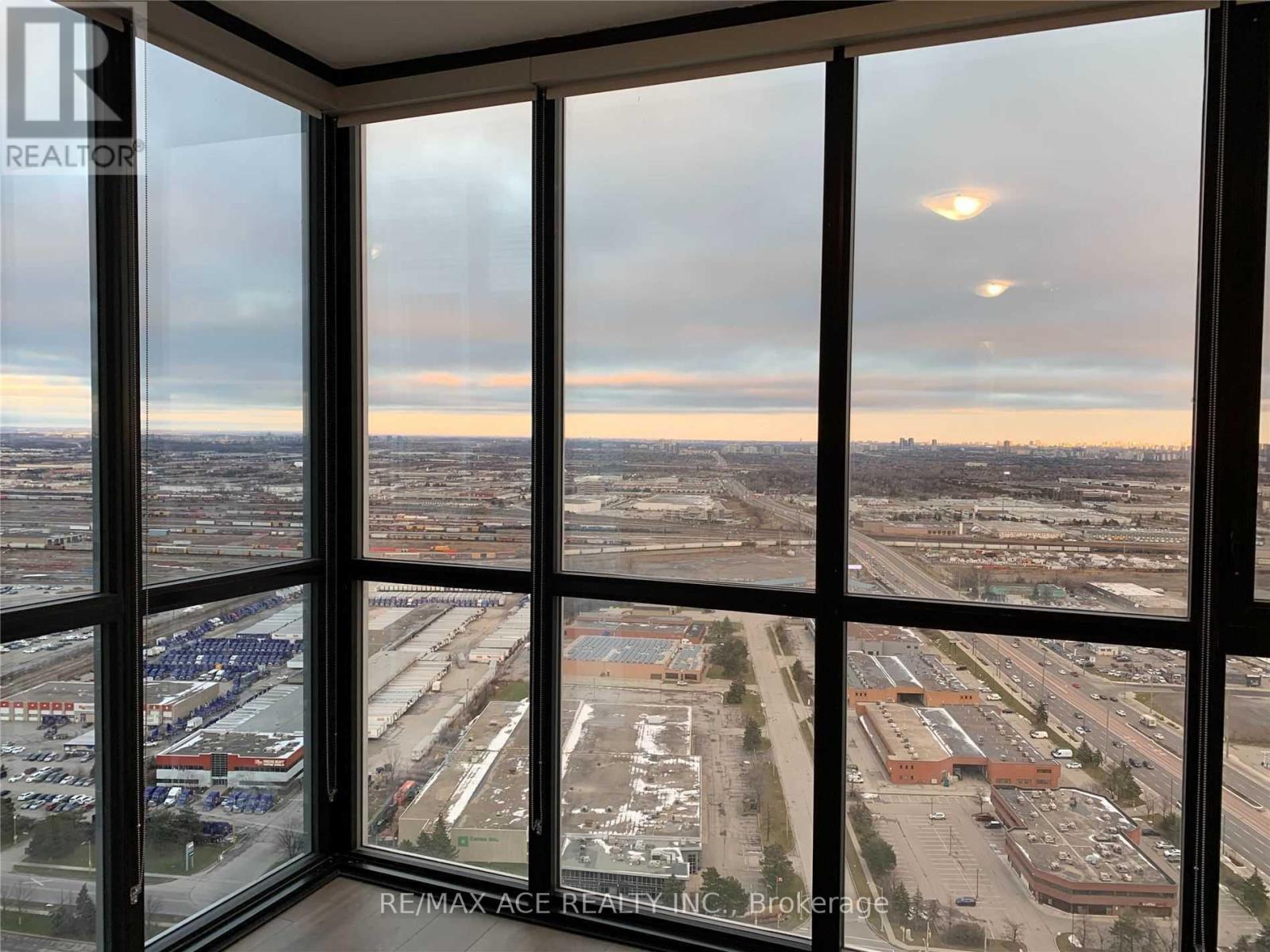 3509 - 2908 Highway 7, Vaughan, Ontario  L4K 0K5 - Photo 13 - N12958336