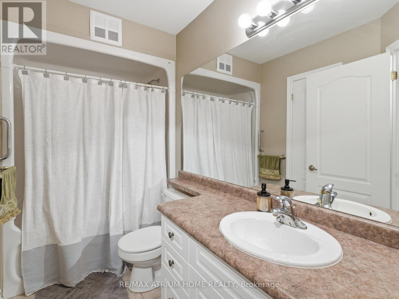 208 - 24 Ontario Street, Bracebridge, Ontario  P1L 2H5 - Photo 28 - X12951534