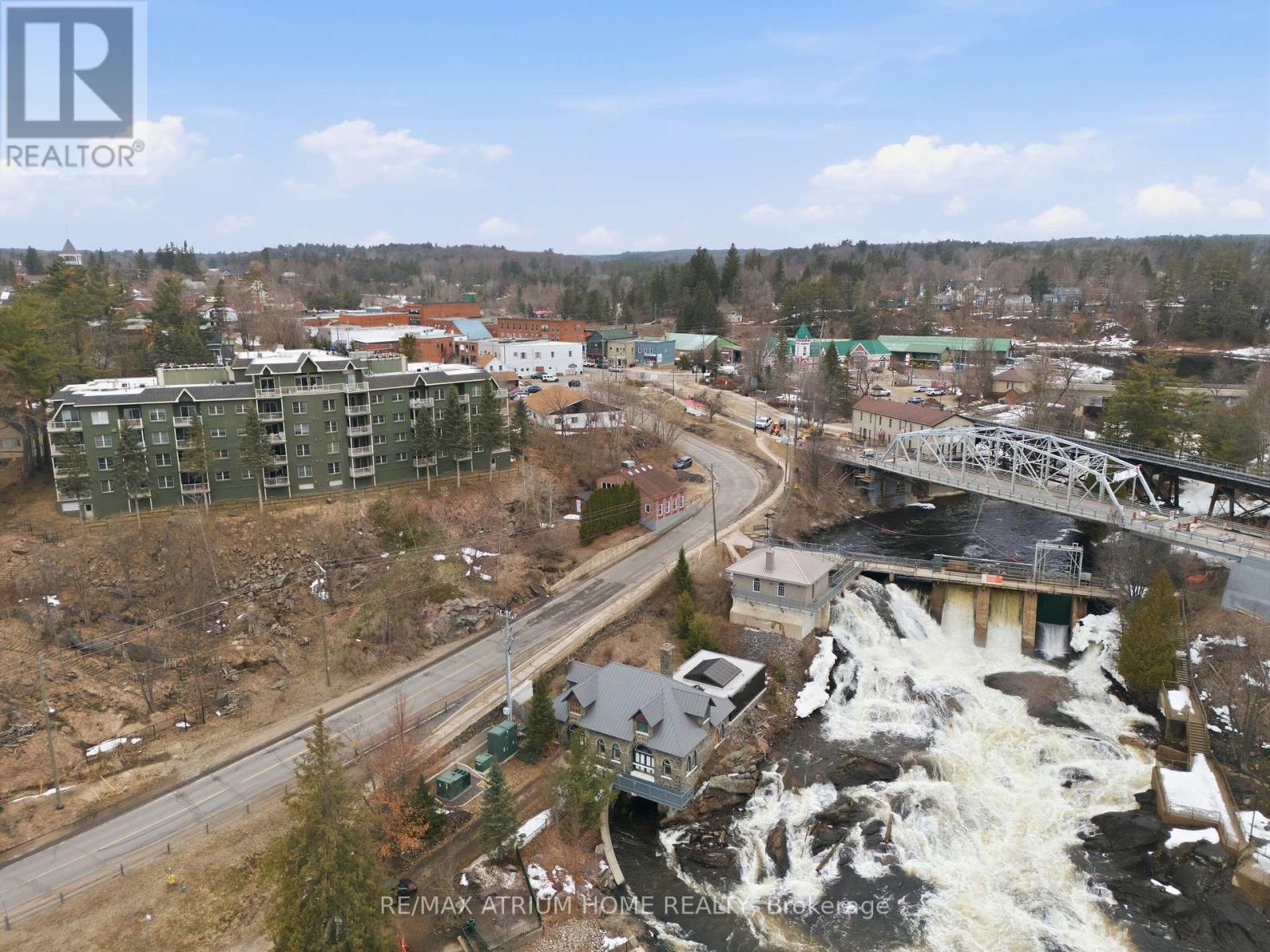 208 - 24 Ontario Street, Bracebridge, Ontario  P1L 2H5 - Photo 36 - X12951534