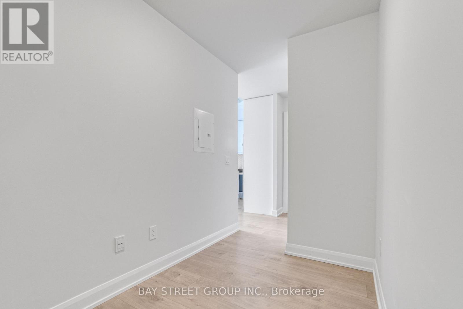 408 - 3220 William Coltson Avenue, Oakville, Ontario  L6H 7X9 - Photo 14 - W12958330