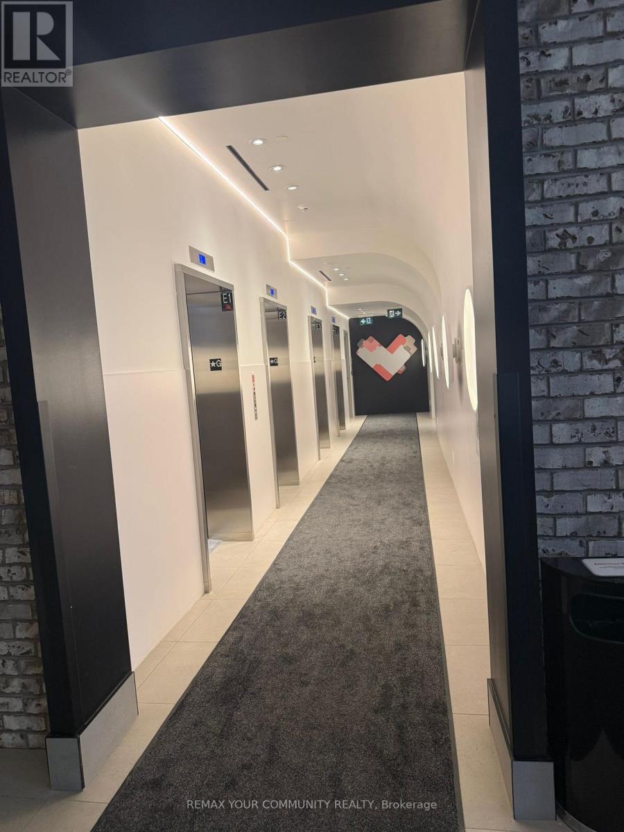 1005 - 285 Dufferin Street, Toronto, Ontario  M6K 0J2 - Photo 6 - W12888724