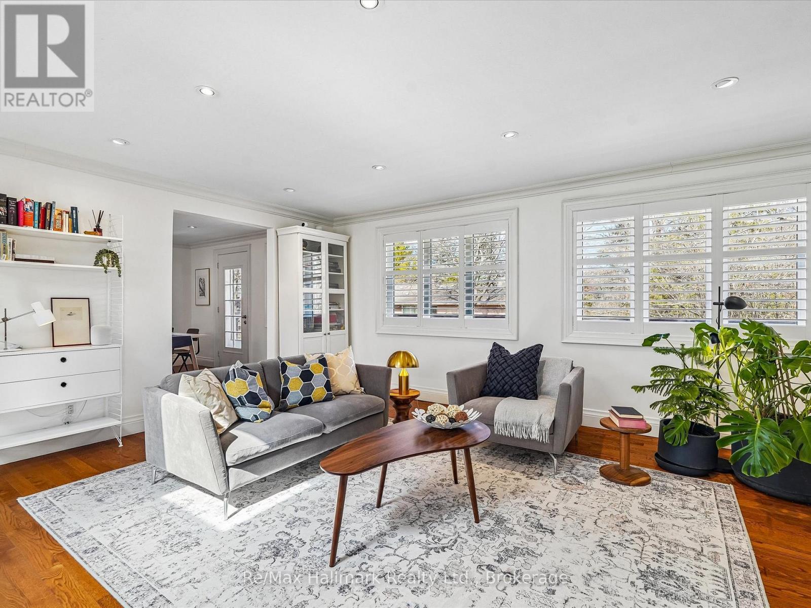 169 Morrison Road, Oakville, Ontario  L6J 4J3 - Photo 6 - W12947694