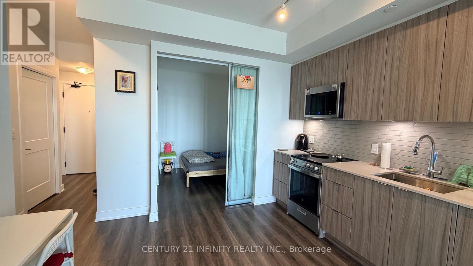 3103 - 4130 Parkside Village Drive, Mississauga, Ontario  L5B 0L7 - Photo 5 - W12958348