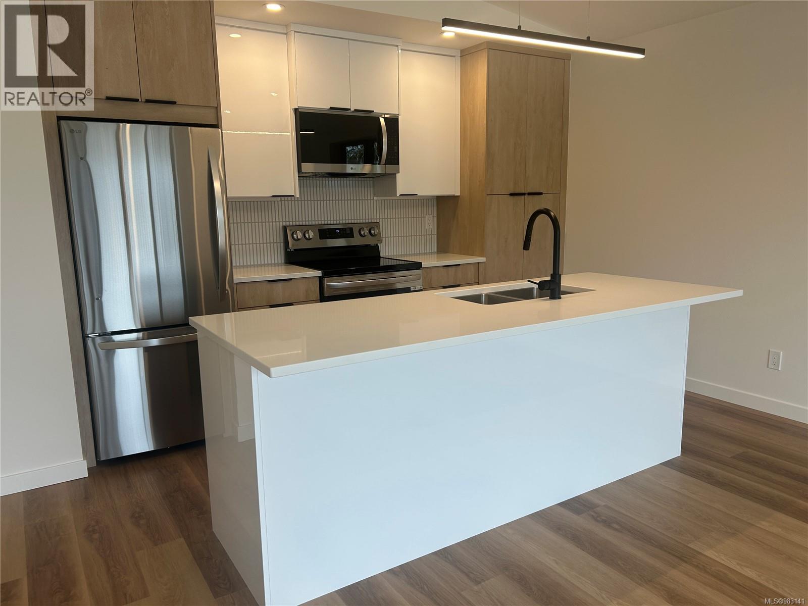 201 1683 Larch Rd, Ucluelet, British Columbia  V0R 3A0 - Photo 6 - 983141