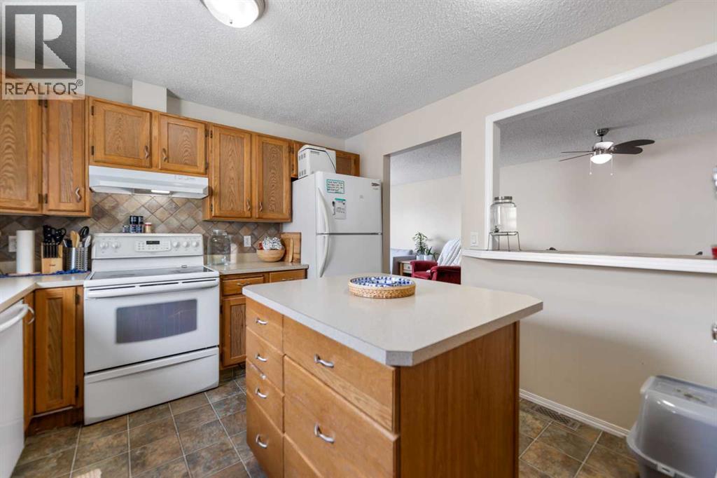 1607 Summerfield Boulevard, Airdrie, Alberta  T4B 1C7 - Photo 13 - A2298643