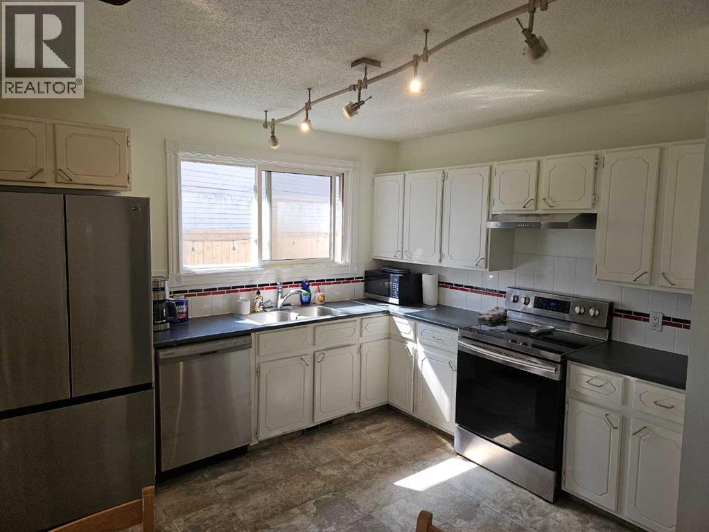 60 Erin Croft Place SE, Calgary, Alberta  T2B 2V3 - Photo 4 - A2298862