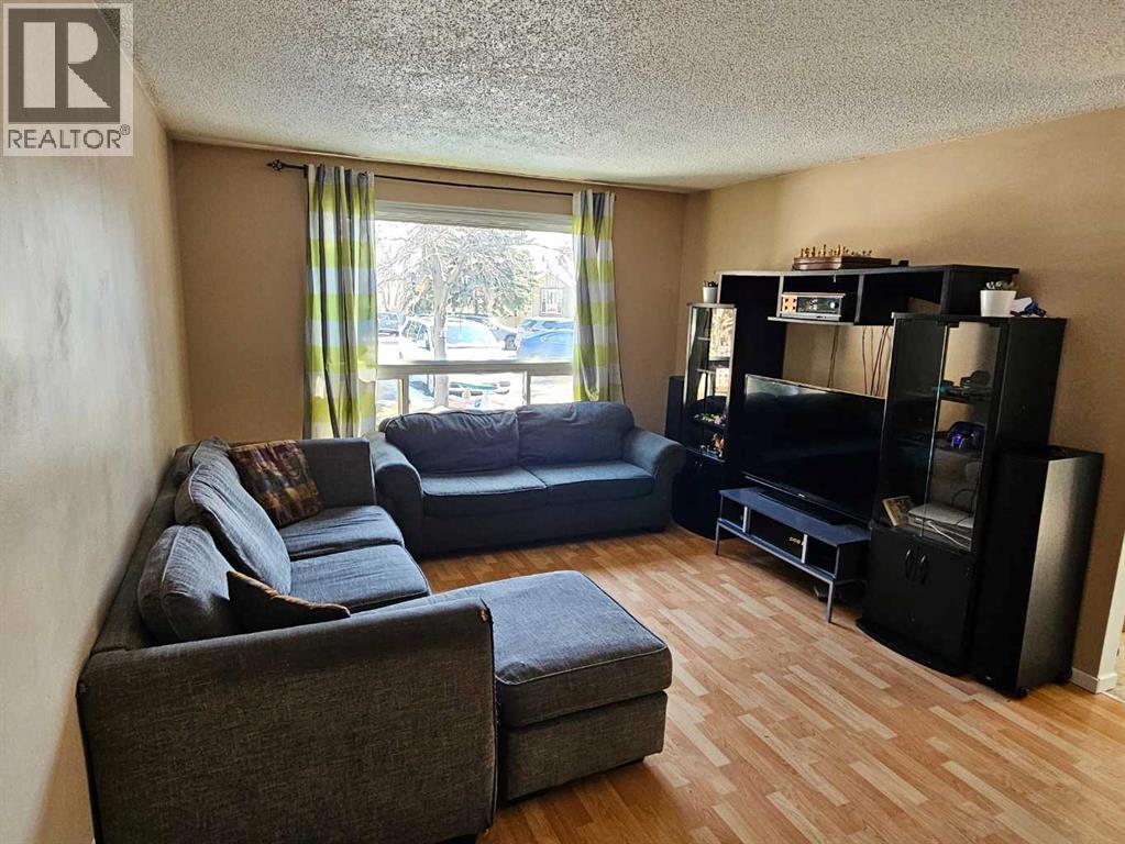 60 Erin Croft Place SE, Calgary, Alberta  T2B 2V3 - Photo 7 - A2298862