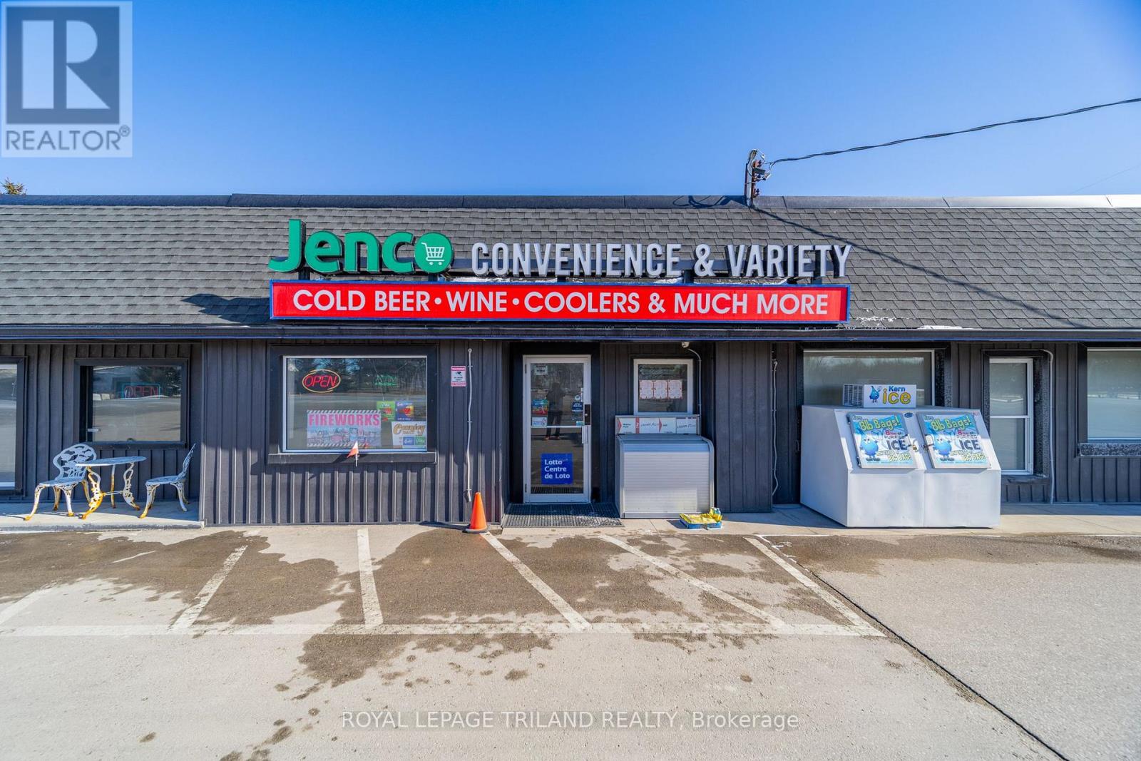 71146 Bluewater Highway, South Huron, Ontario  N0M 1T0 - Photo 13 - X12958398