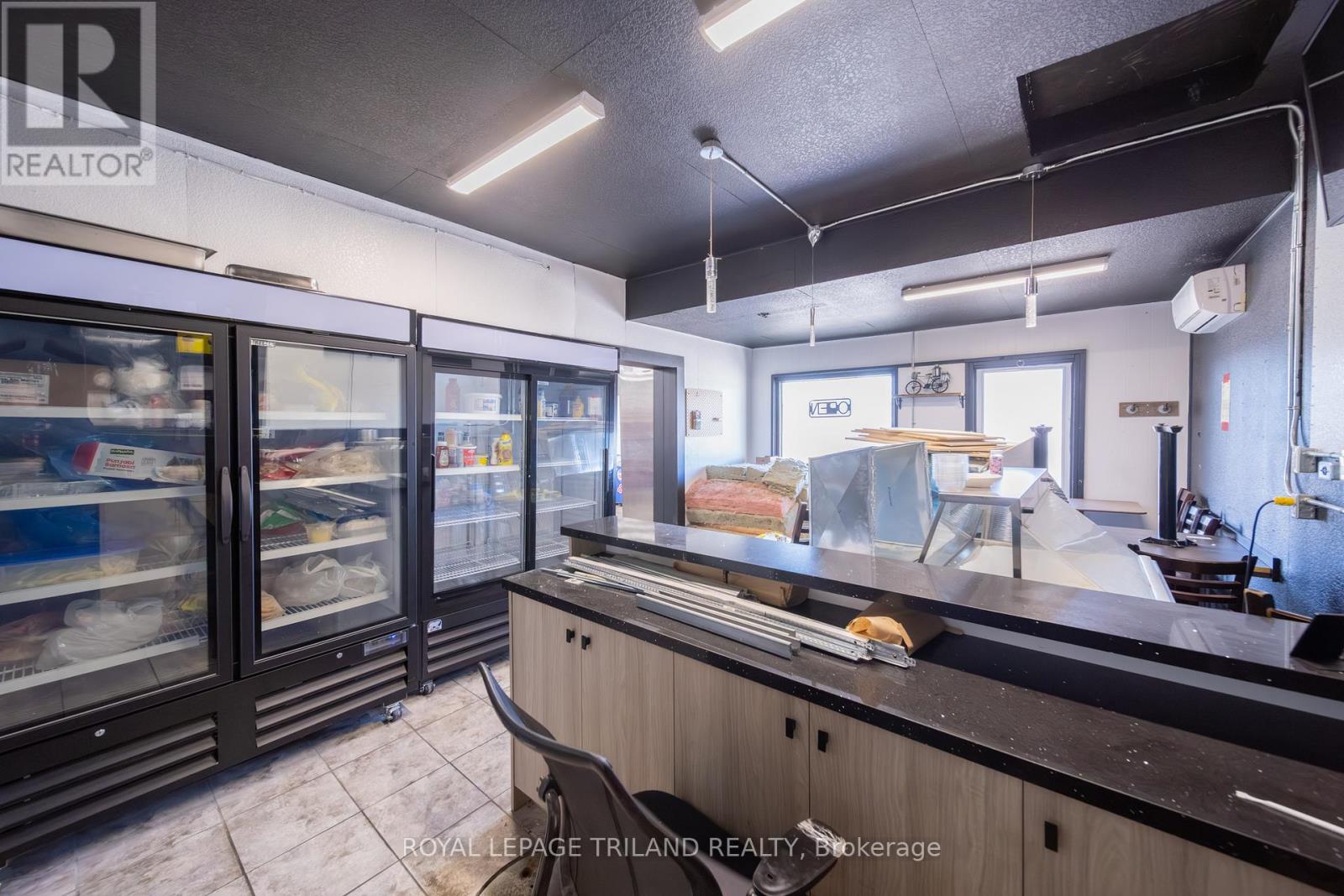 71146 Bluewater Highway, South Huron, Ontario  N0M 1T0 - Photo 37 - X12958398