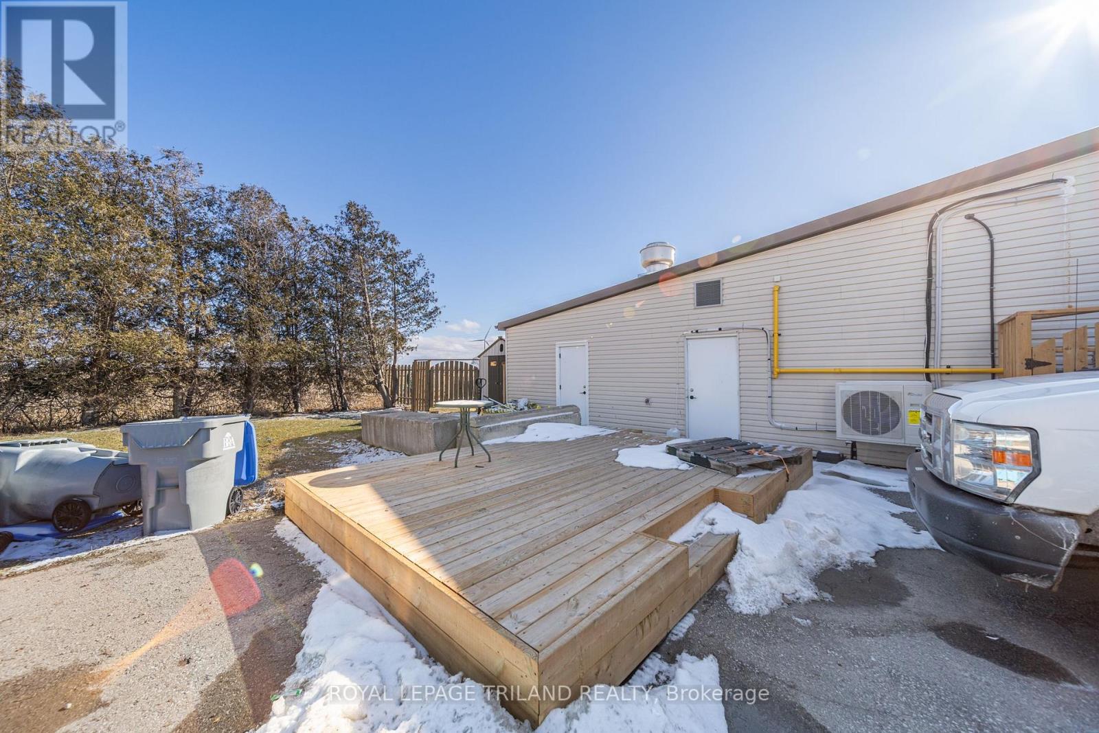 71146 Bluewater Highway, South Huron, Ontario  N0M 1T0 - Photo 46 - X12958398