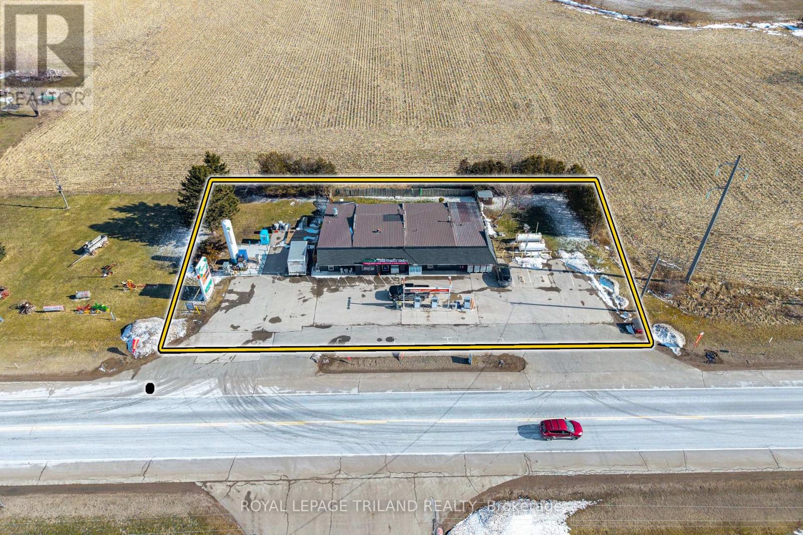 71146 Bluewater Highway, South Huron, Ontario  N0M 1T0 - Photo 6 - X12958398