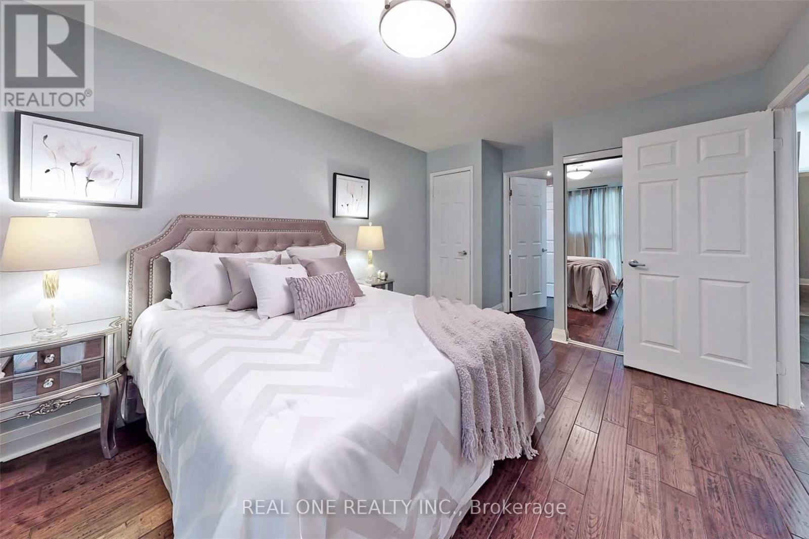 301 - 8 Wellesley Street E, Toronto, Ontario  M4Y 3B2 - Photo 7 - C12958354