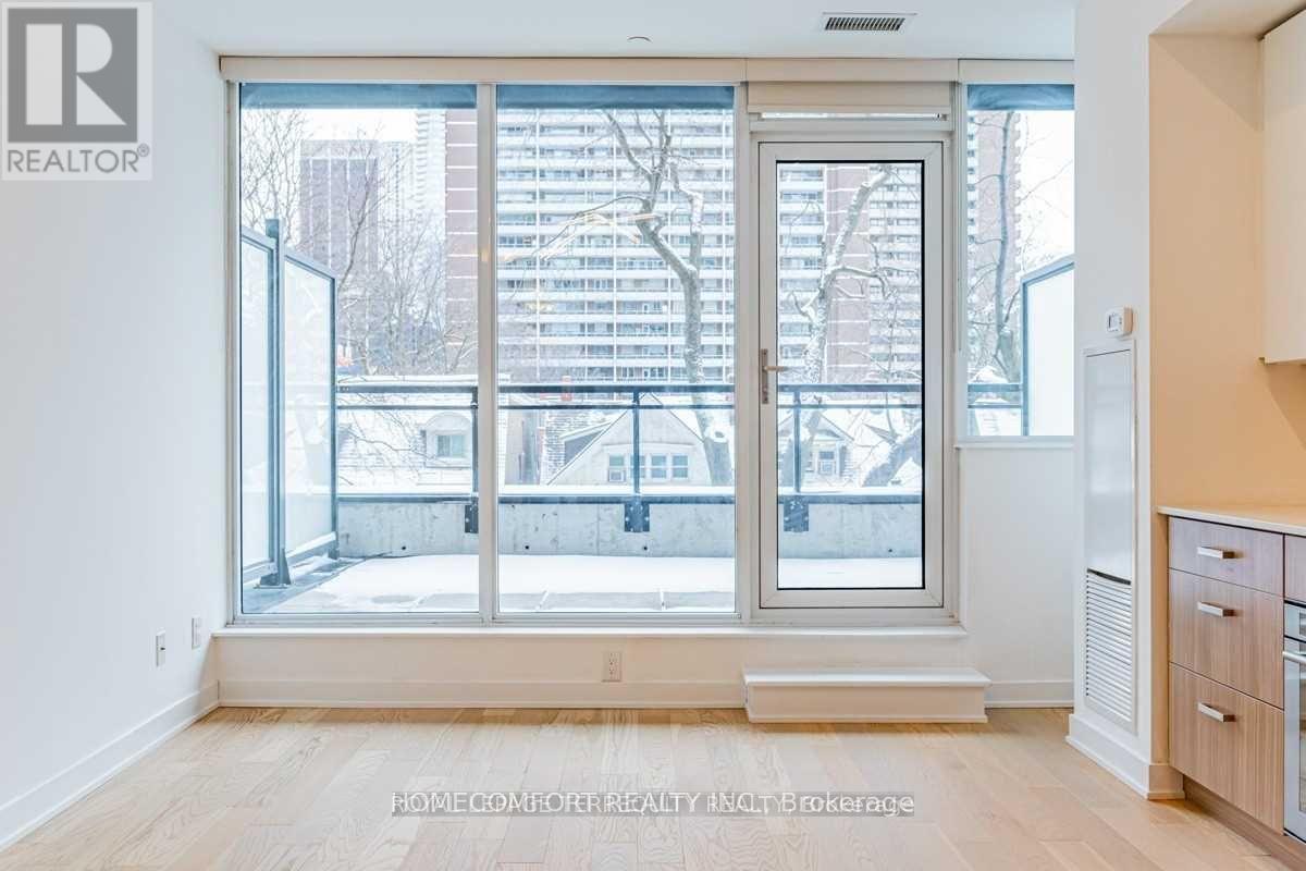 304 - 17 Dundonald St Street, Toronto, Ontario  M4Y 1K3 - Photo 2 - C12958366