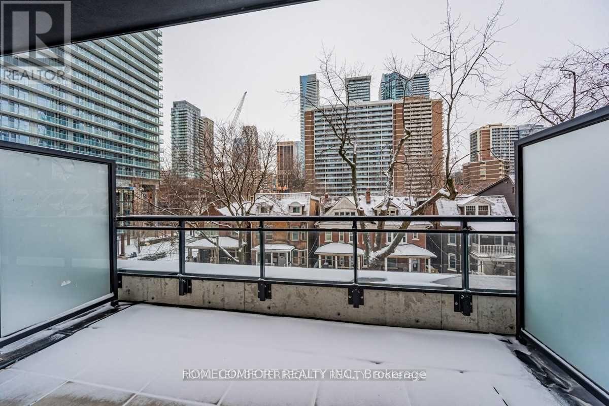 304 - 17 Dundonald St Street, Toronto, Ontario  M4Y 1K3 - Photo 3 - C12958366