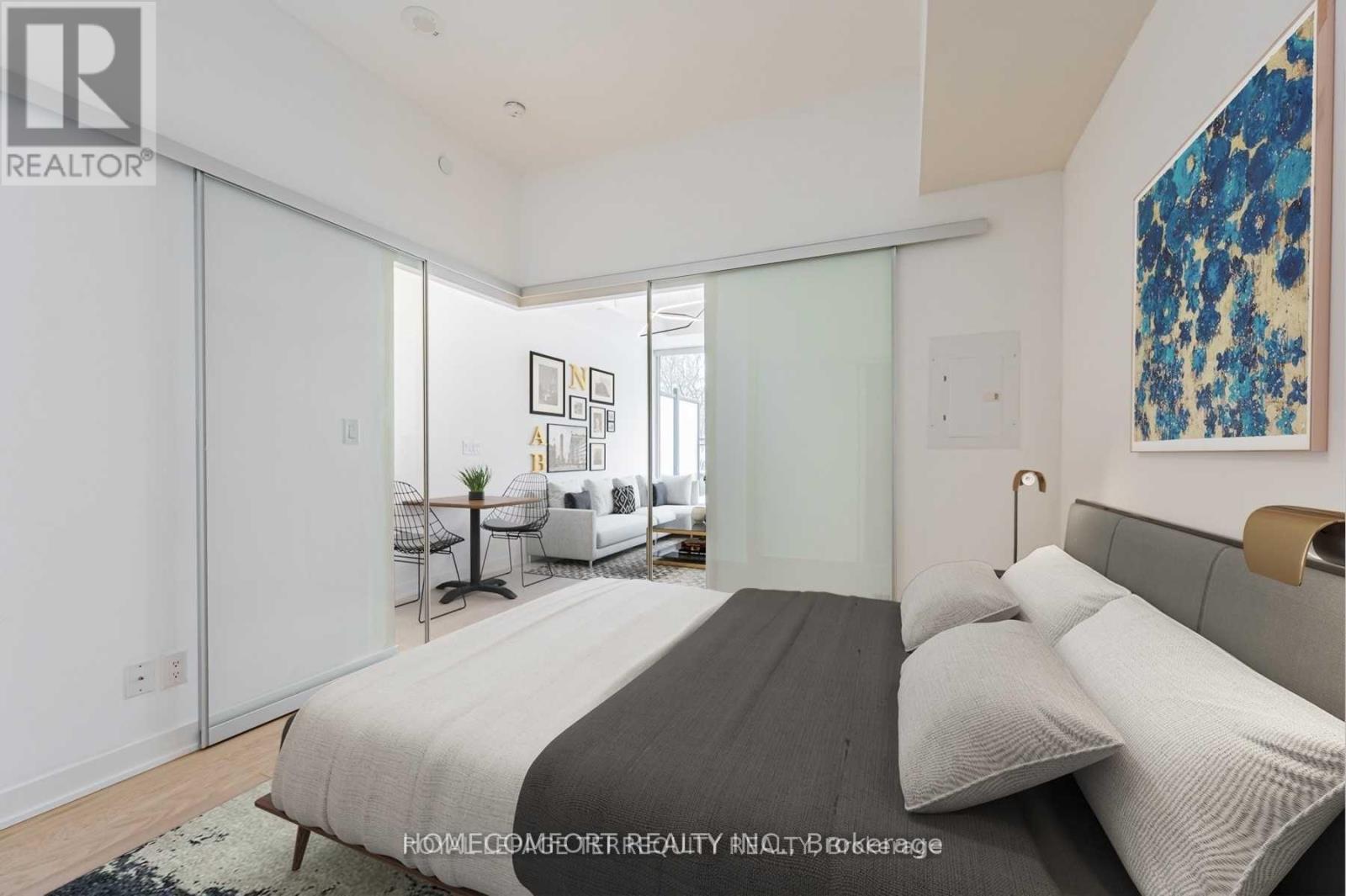 304 - 17 Dundonald St Street, Toronto, Ontario  M4Y 1K3 - Photo 6 - C12958366