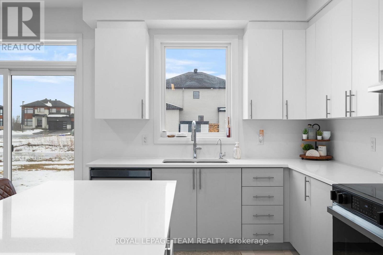 437 Fleet Canuck Private, Ottawa, Ontario  K0A 1L0 - Photo 16 - X12894840