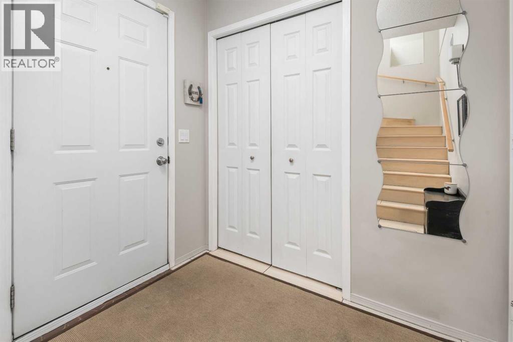 2504, 7171 Coach Hill Road, Calgary, Alberta  T3H 3R7 - Photo 4 - A2294909