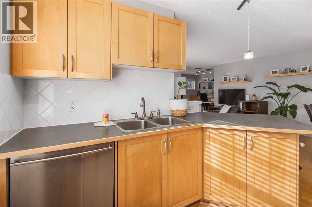 2504, 7171 Coach Hill Road, Calgary, Alberta  T3H 3R7 - Photo 19 - A2294909