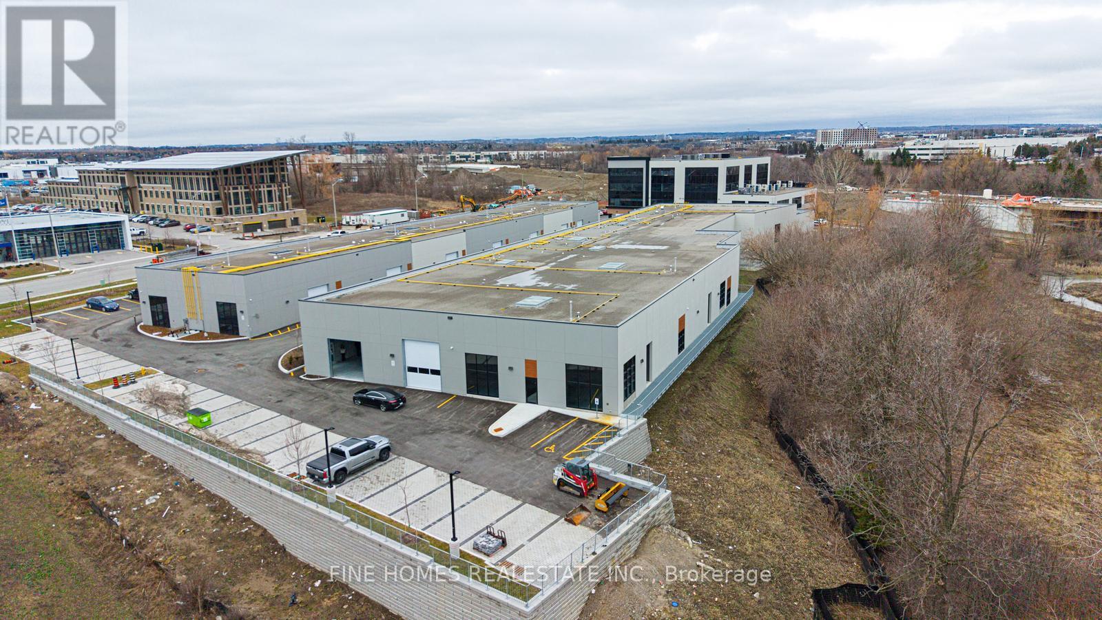 108&109 - 197 Cachet Woods Court, Markham, Ontario  L6C 0Z8 - Photo 10 - N12958378