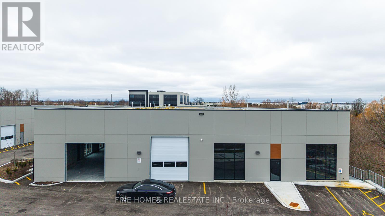 108&109 - 197 Cachet Woods Court, Markham, Ontario  L6C 0Z8 - Photo 7 - N12958378