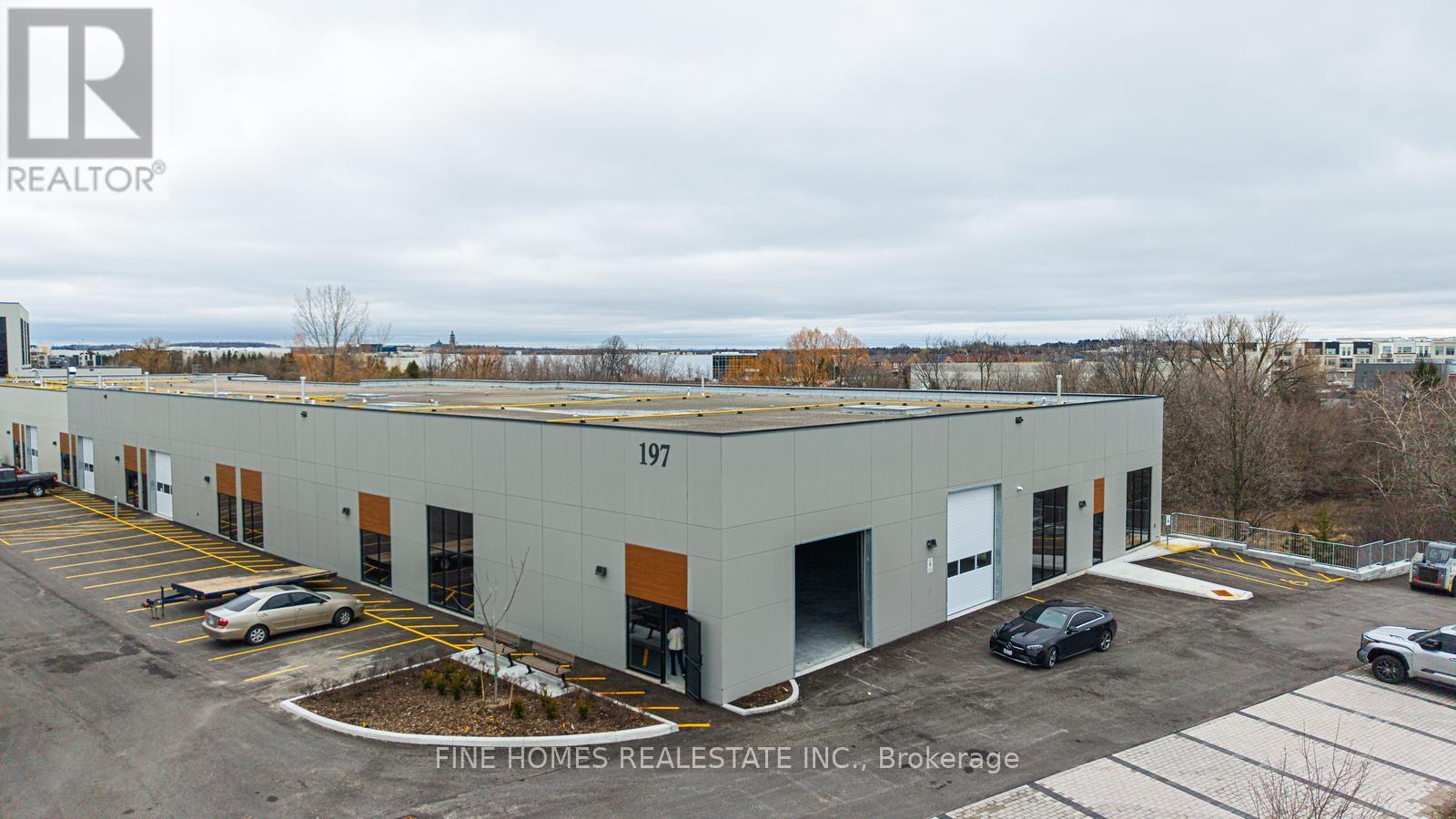 108&109 - 197 Cachet Woods Court, Markham, Ontario  L6C 0Z8 - Photo 8 - N12958378