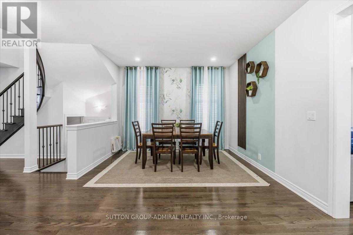 10 Usherwood Street, Aurora, Ontario  L4G 7W6 - Photo 17 - N12958388