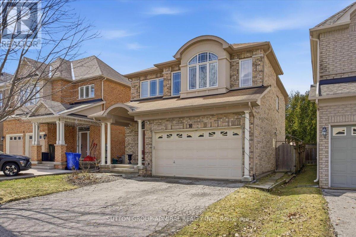 10 Usherwood Street, Aurora, Ontario  L4G 7W6 - Photo 2 - N12958388