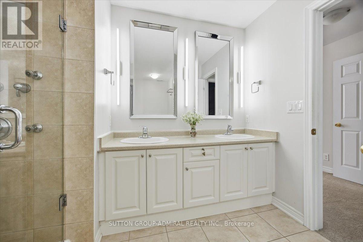 10 Usherwood Street, Aurora, Ontario  L4G 7W6 - Photo 27 - N12958388