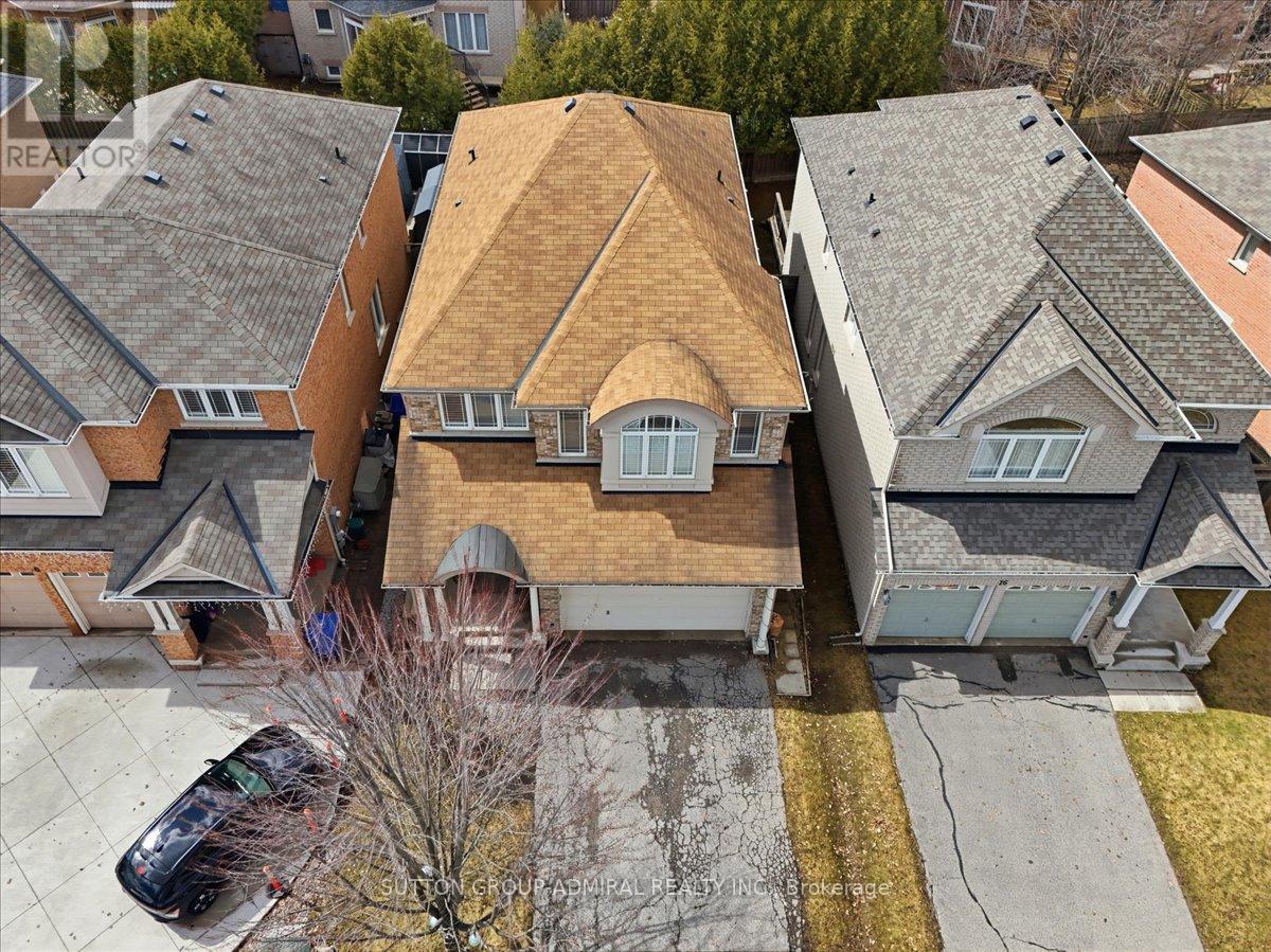 10 Usherwood Street, Aurora, Ontario  L4G 7W6 - Photo 47 - N12958388