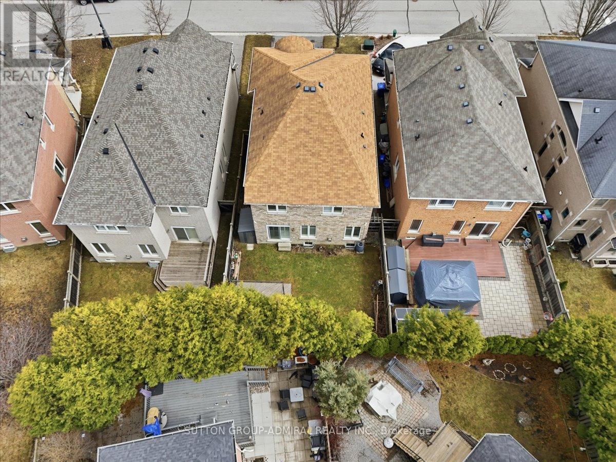 10 Usherwood Street, Aurora, Ontario  L4G 7W6 - Photo 50 - N12958388