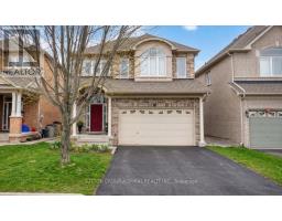 10 USHERWOOD STREET, Aurora, Ontario