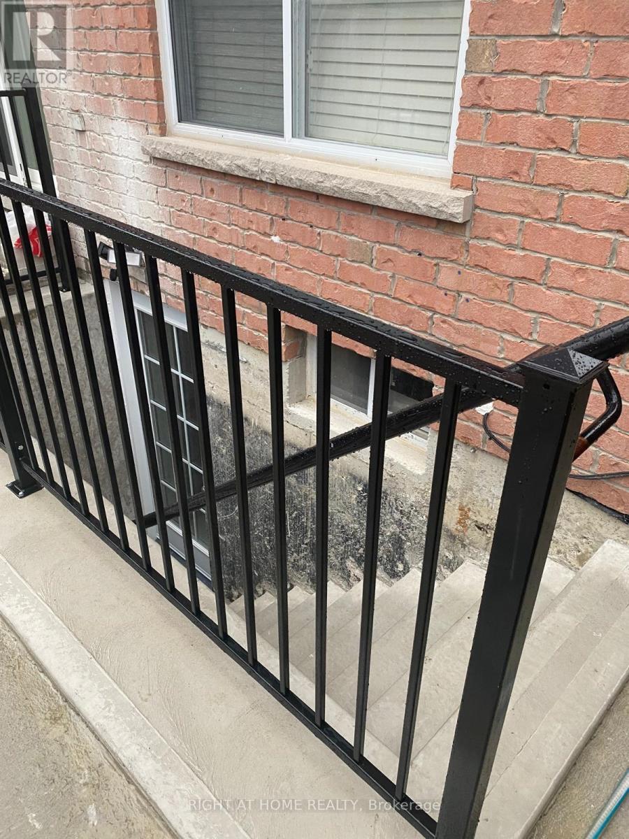 Basement - 409 Comiskey Crescent, Mississauga, Ontario  L5W 0C6 - Photo 2 - W12958390