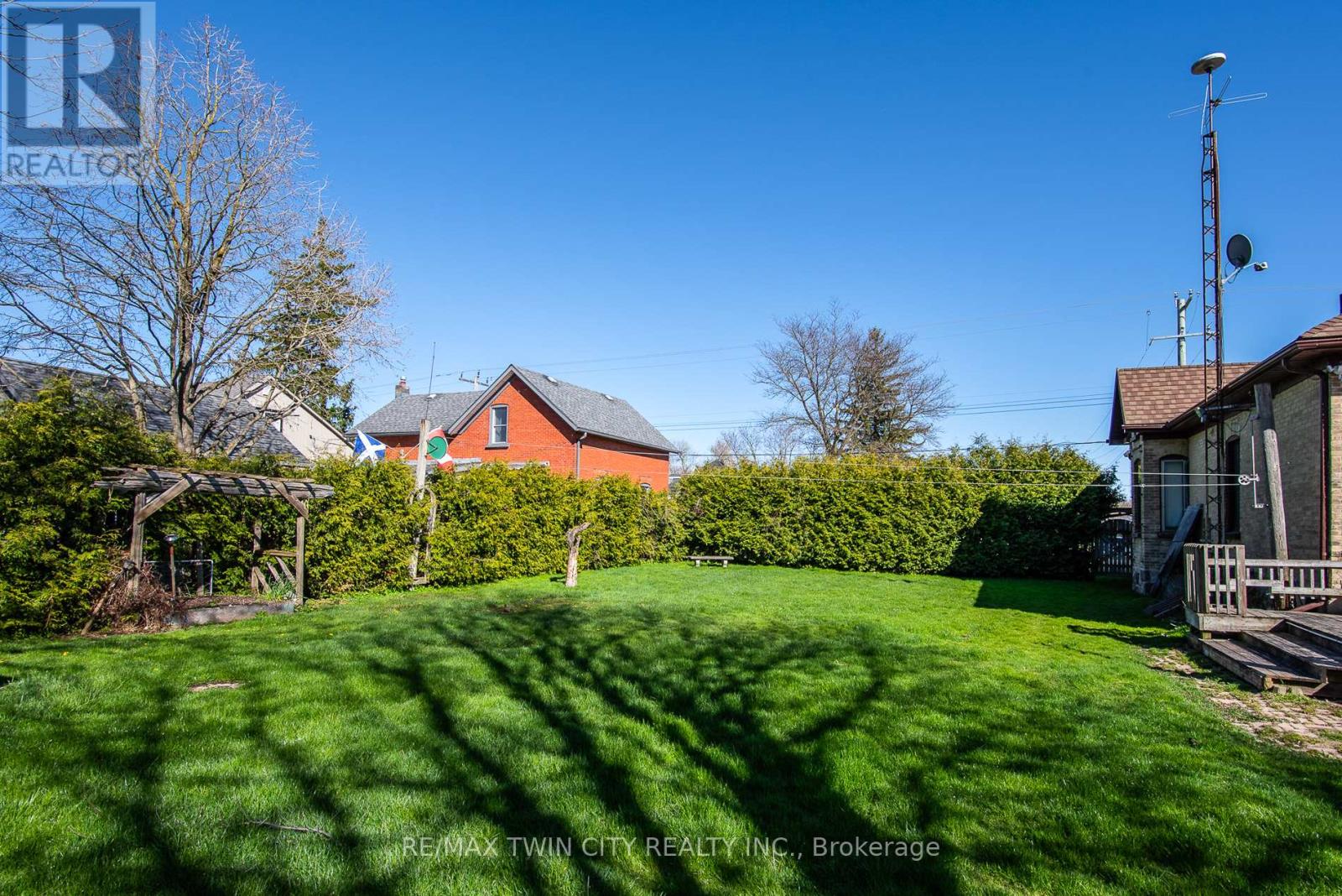 244 Main Street, North Perth, Ontario  N0G 1V0 - Photo 3 - X12958350