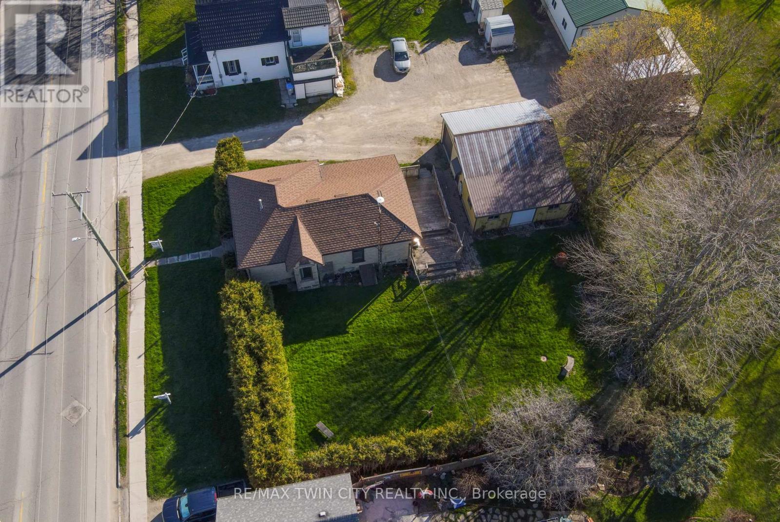 244 Main Street, North Perth, Ontario  N0G 1V0 - Photo 8 - X12958350