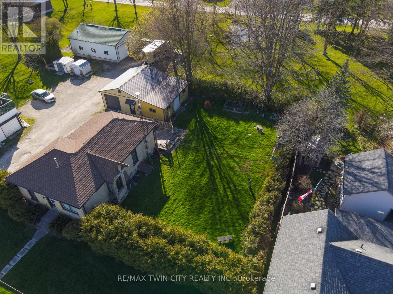 244 Main Street, North Perth, Ontario  N0G 1V0 - Photo 9 - X12958350